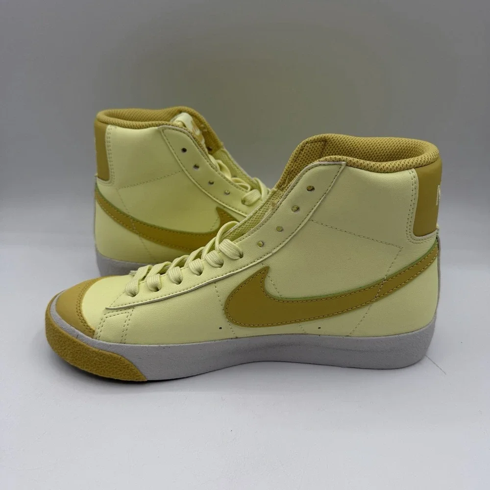 Nike blazer mid